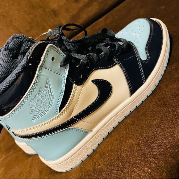 Nike Air Jordan 1 Retro High OC Blue Chill Patent Navy Women's 8.5 US 40 EUR UNC - Picture 3 of 12